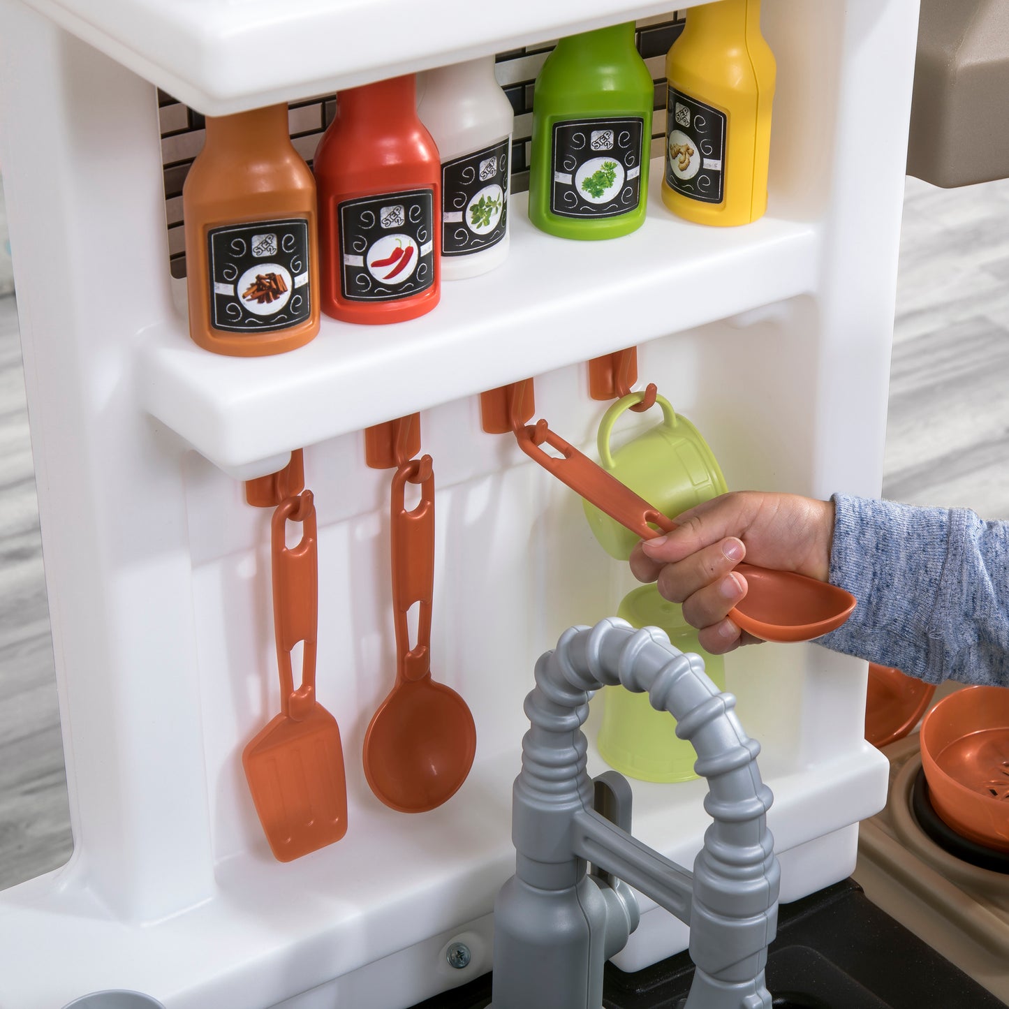 STEP2 Modern Metro Kitchen™