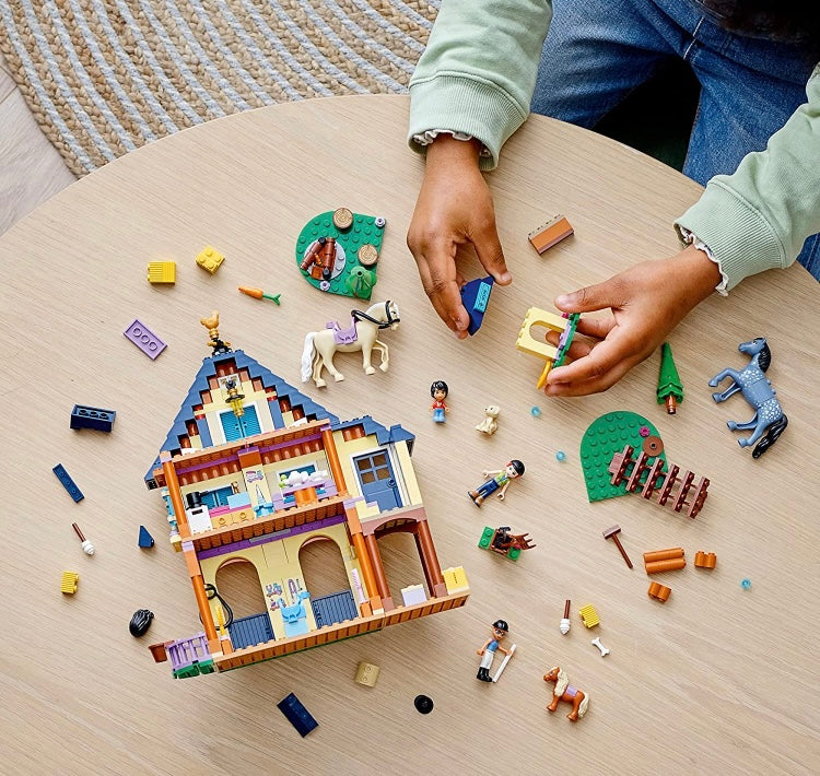 LEGO Friends Forest Horseback Riding Center
