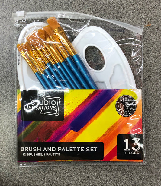 Studio Sensations Brush And Palette Set
